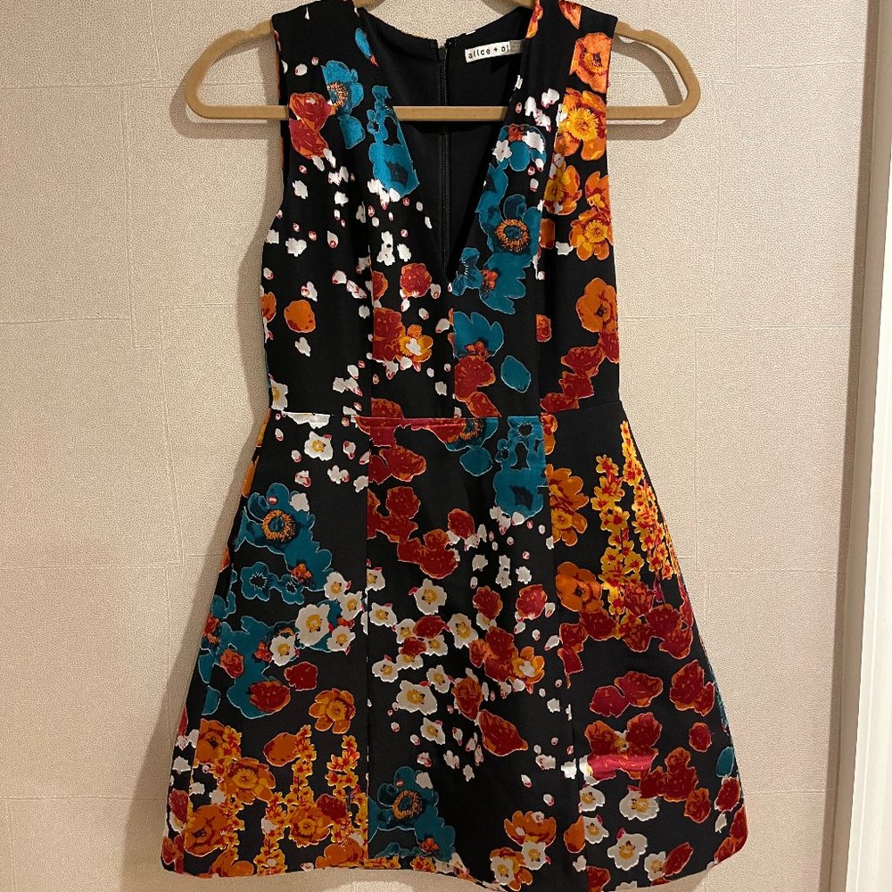 Alice + Olivia Floral Sleeveless Dress Size 2